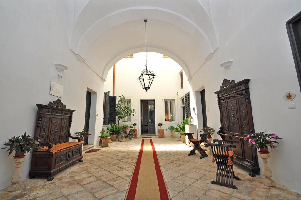 Palazzo De Donatis B&B Melissano Eksteriør bilde